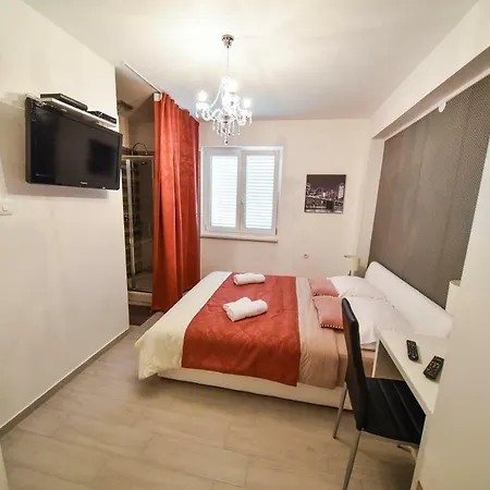 Crystal Luxury Pensjonat *